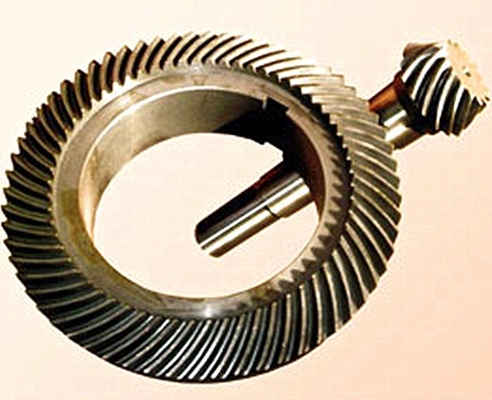 China Renqiu Industrial Gearbox Transmission Gear Wheel Steel Crown Spiral Pinion Gear Bevel Gear